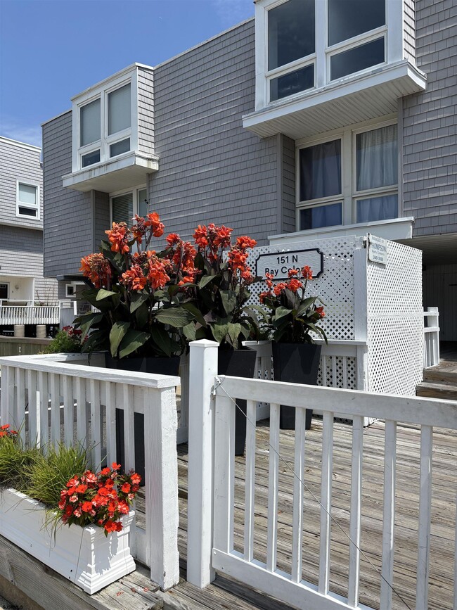 Building Photo - 151 N Annapolis Ave Unit 3 Rental