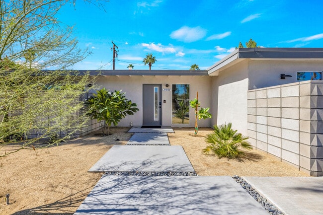 Photo - 37535 Melrose Dr