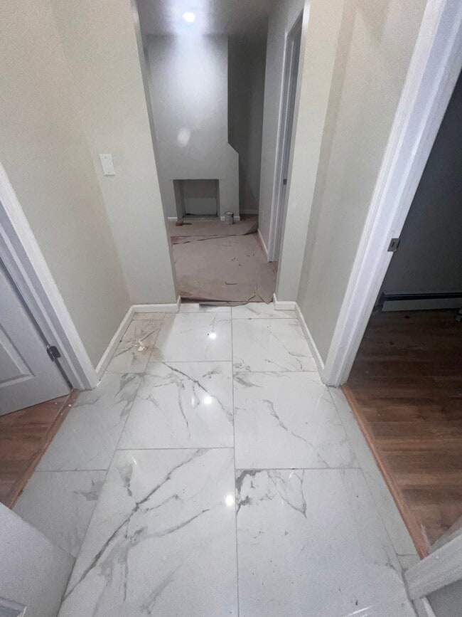 Photo - 121 Pond Lily Ave