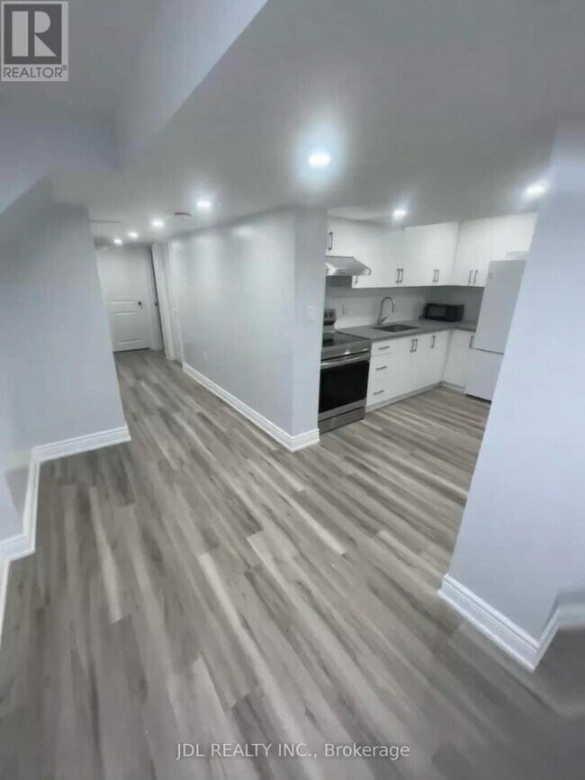 Photo - 30 Lavron Ct