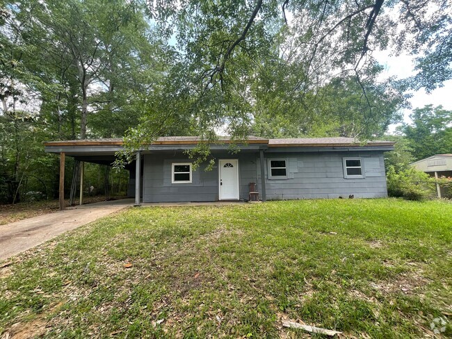 Building Photo - 2732 Teresa Dr Rental