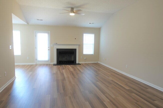 Photo - 4 Enoree View Dr