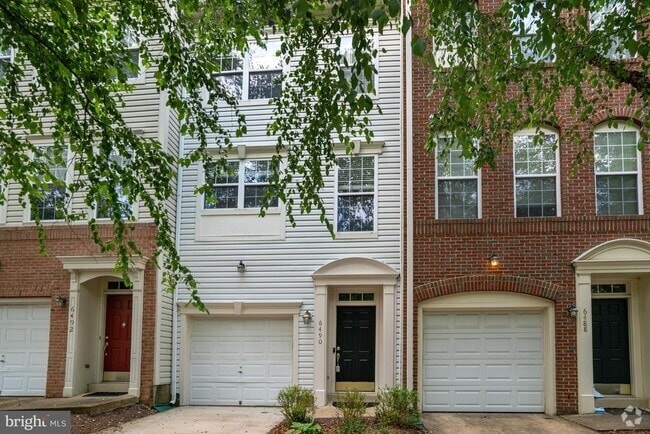 Building Photo - 6490 Tayack Pl Rental