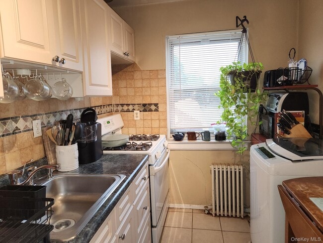 260-49 Langston Ave Unit A