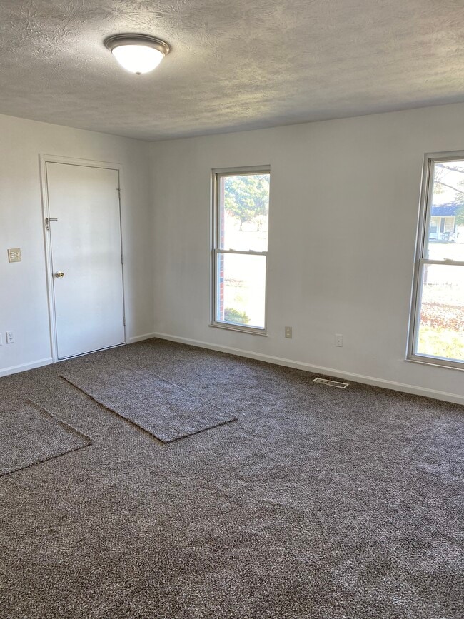 Photo - 15031 Chad Ln