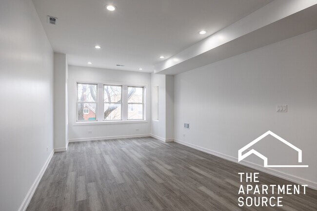 Photo - 1014 N Hamlin Ave Unidad 2