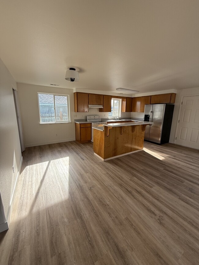 Photo - 1229 Withington St