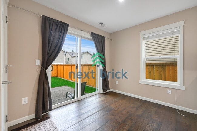 Photo - 4-Bedroom Home with Quartzite Counters & Modern Upgrades