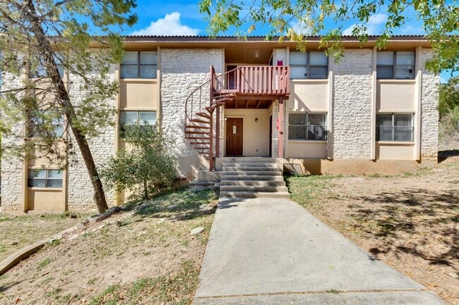 Photo - 908 N LBJ Dr Apartment Unit 6