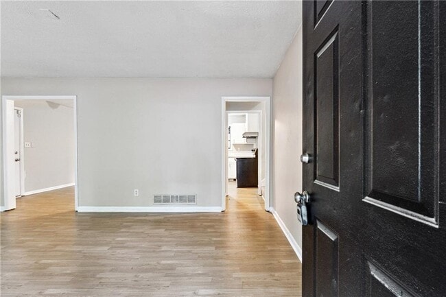 Photo - 5786 Deerfield Trail
