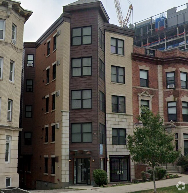 Building Photo - 461 Park Dr Unit 304 Rental