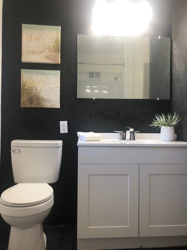 Photo - 7146 Parallel Pkwy