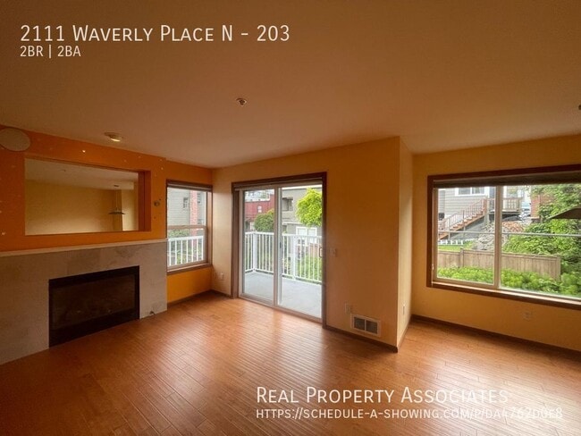 Photo - 2111 Waverly Pl N