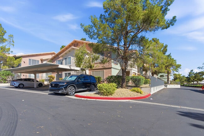 Photo - 350 S Durango Dr