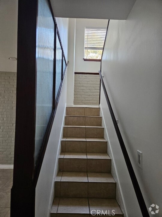 Building Photo - 2434 Kansas Ave Rental