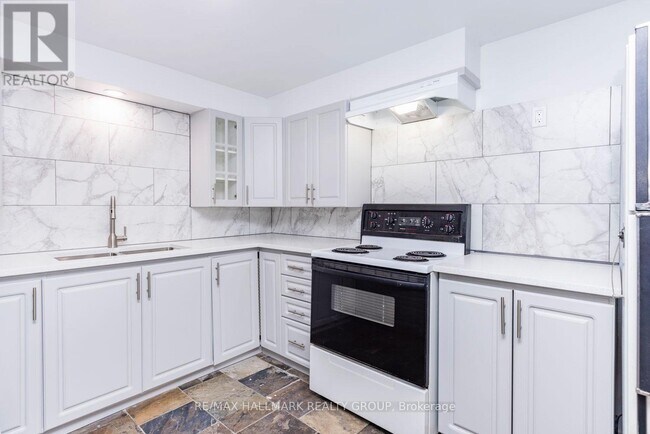 Photo - 1542 St Georges St