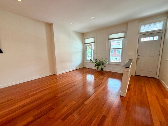 Photo - Stunning 3-Bedroom Home in Point Breeze! Available NOW!