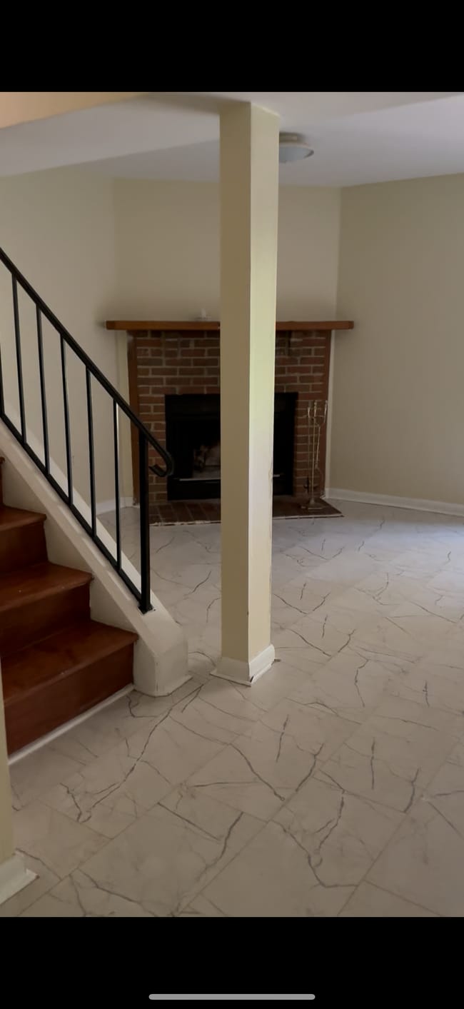 Building Photo - 13130 Quann Ln