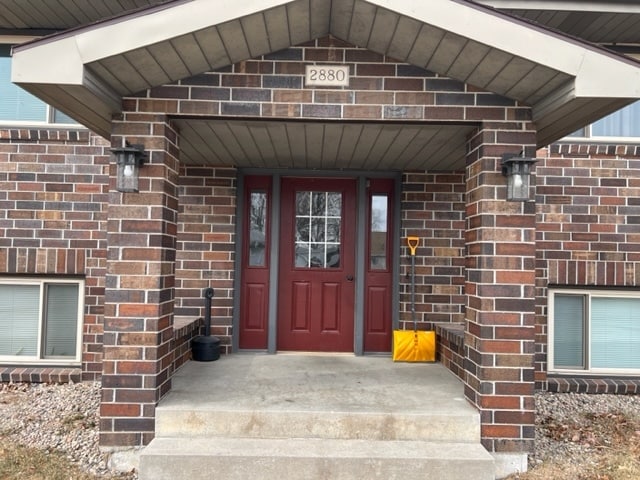 Building Photo - 2880 Eastbrook Dr Unit 2880 Eastbrook