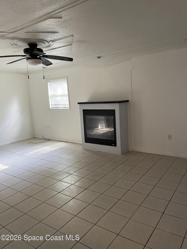 Photo - 2245 St Swithin Ln