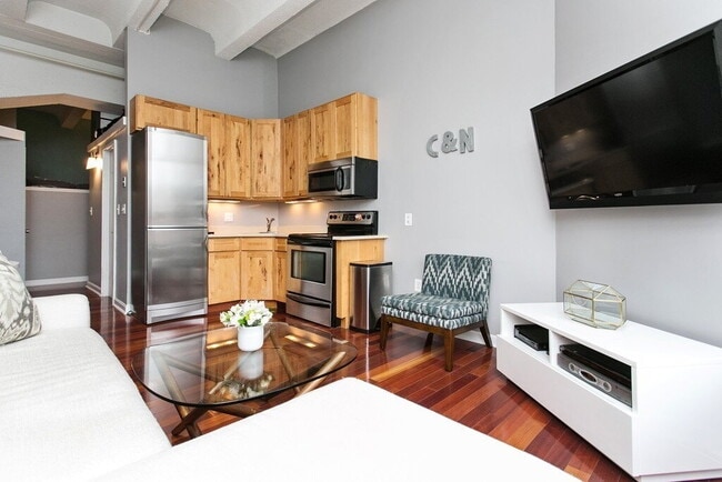 Photo - 12 Stoneholm St Unit 426