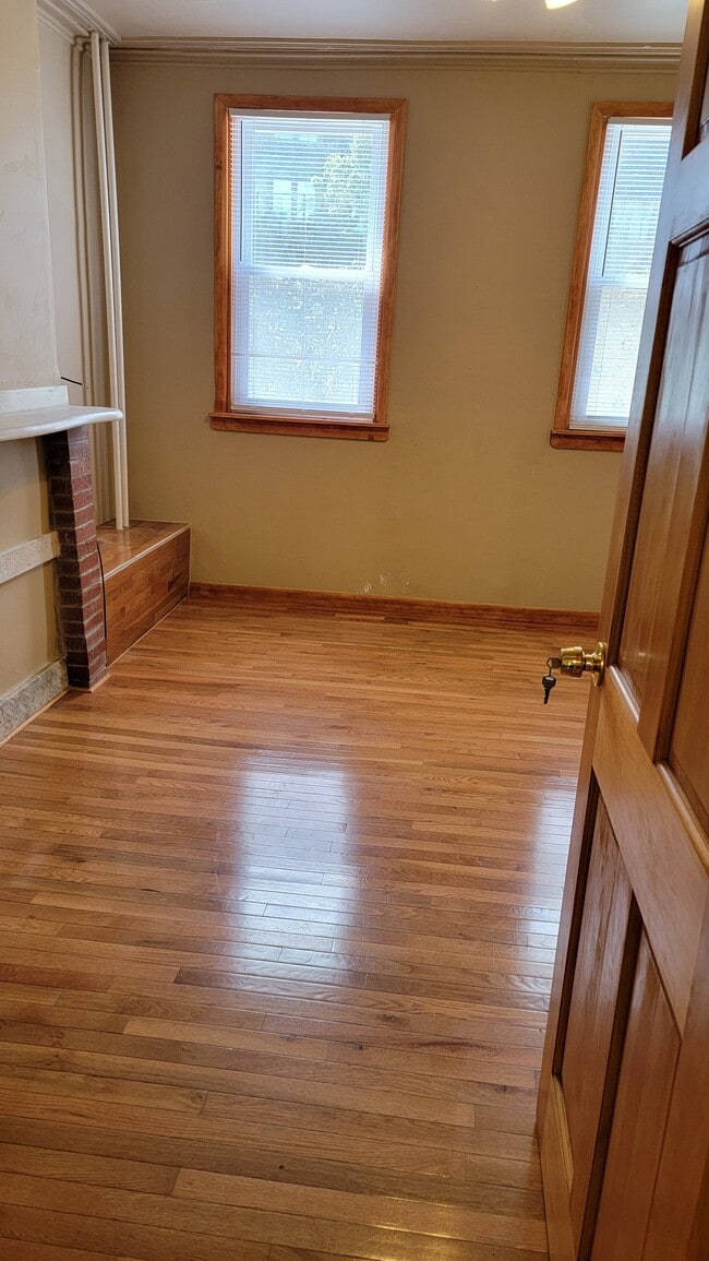 Bedroom1 - 1241 N 2nd St Unit 1