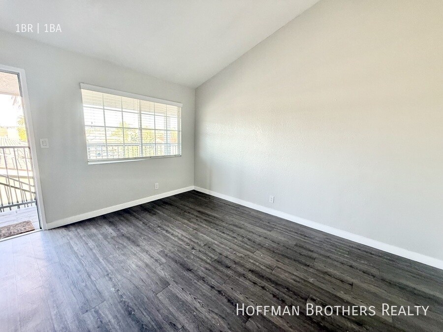 Photo - 753 Cerritos Ave Unit 6