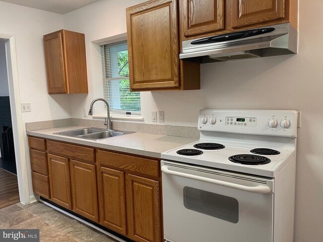 Photo - 158 Bifrost Way