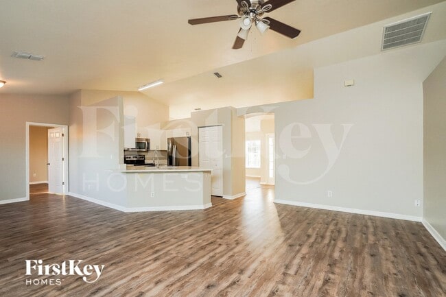 Photo - 2018 NW 9th Pl