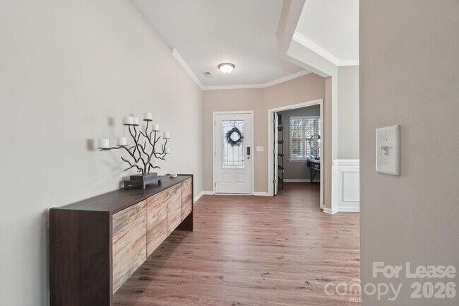 Photo - 5016 Riverdale Dr