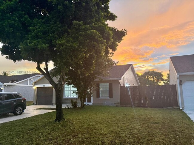 Photo - 22979 N Sandalfoot Blvd