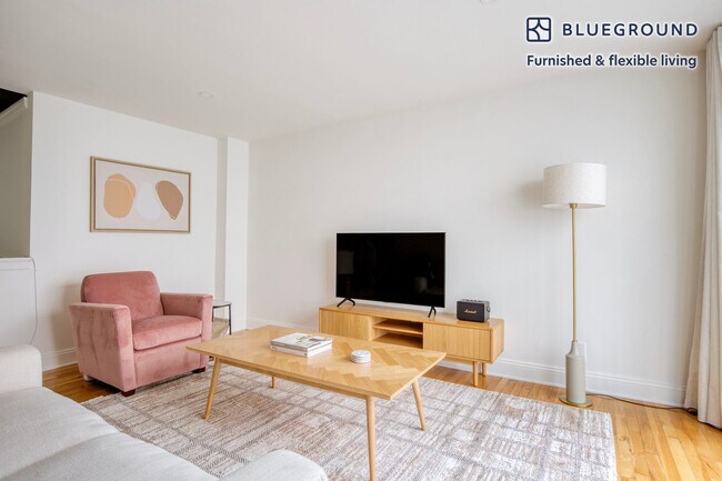 Photo - 123 E 54th St Unit FL7-ID1291