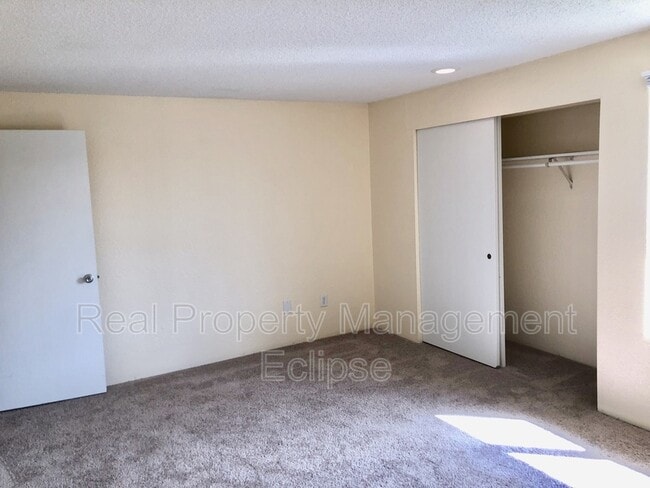 Photo - 902 28th St NE Unidad 902