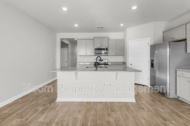 Photo - 507 Sybilwood Ln