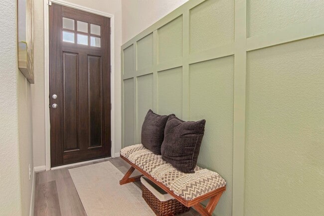 Photo - 5533 Evanston Ln