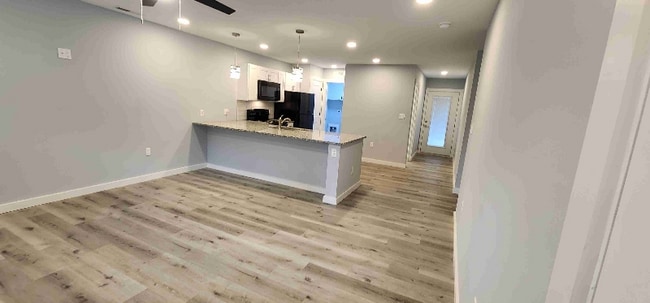 Photo - 305 Wayne Ave Unit B