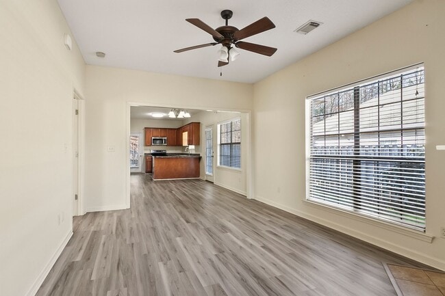 Photo - East Tuscaloosa Garden Home in Camden Lake