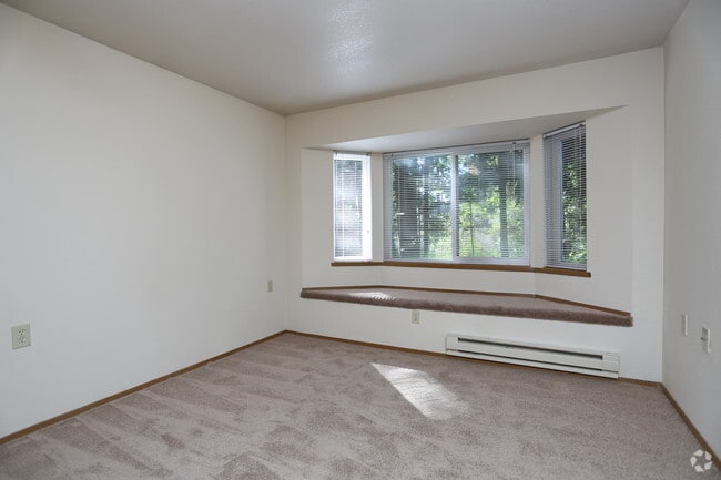 College Pointe Apartments