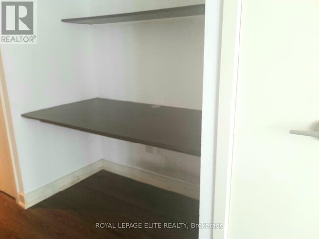 Photo - 110 Charles St E Unité 1211