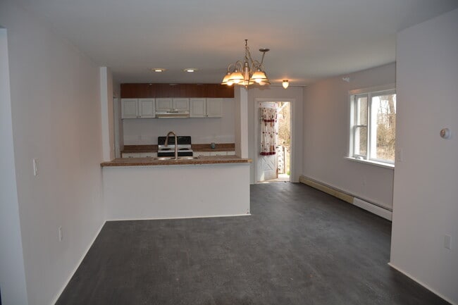 Building Photo - 106 Kersey Dr Rental