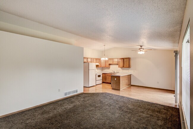 Photo - 15770 52nd Ave