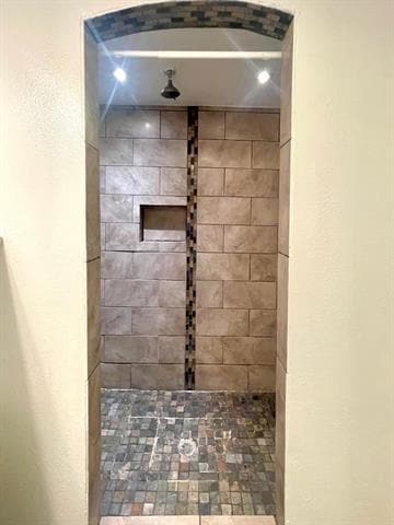 Photo - 307 E Mitchell St