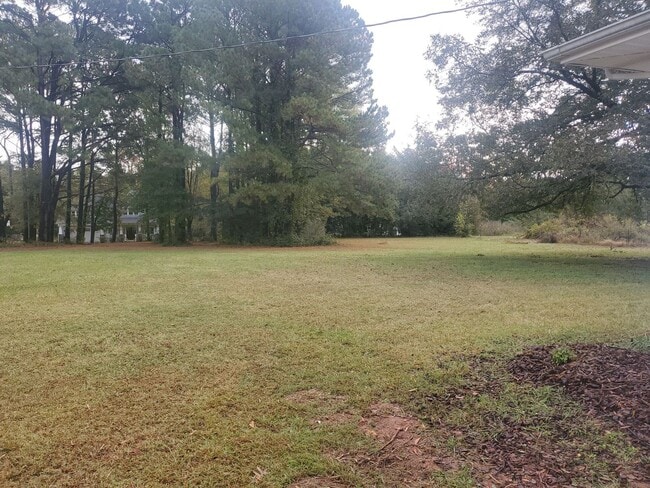 Photo - Newly Renovated 3 bedroom Single Family Ho...