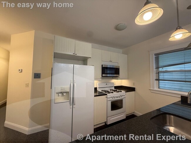 Building Photo - 6 Giles Park Unit #1A