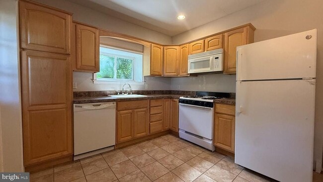 Photo - 316 Gerard Ave Unit C