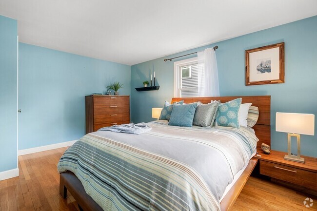 Building Photo - 41 Rublee St Unit 1 Rental