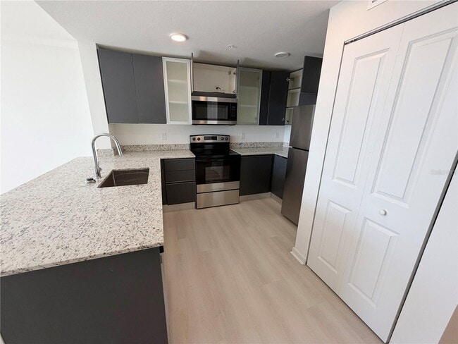 Photo - 5587 Millennia Park Dr