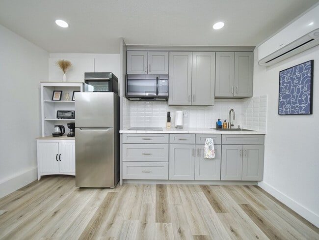 Photo - 2913 Aetna Way Unit ID1310562P