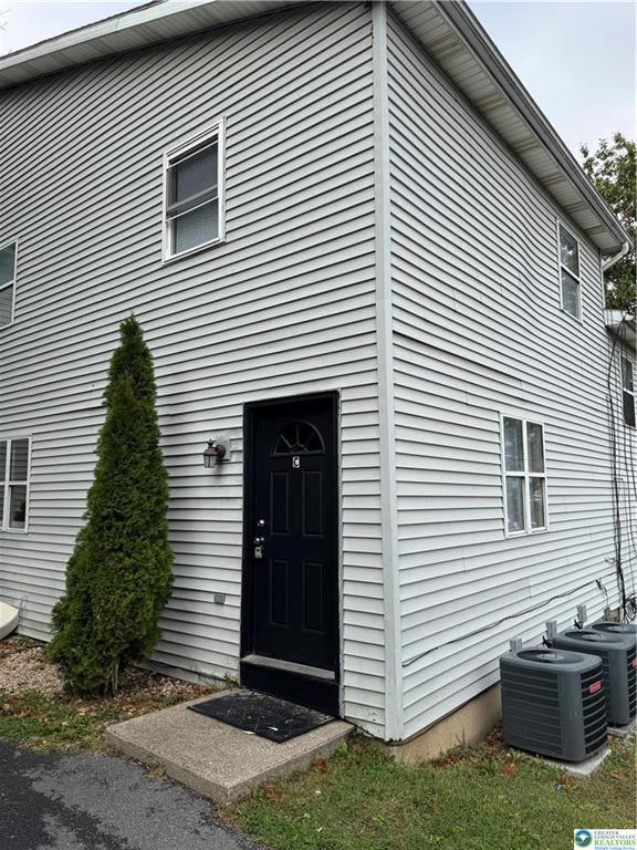 Photo - 1538 E 8th St Unidad C