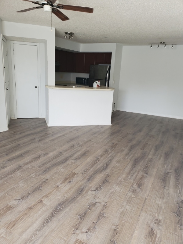 Building Photo - 4630 Commander Dr